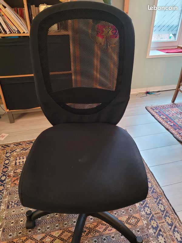 Chaise de bureau (image 1)
