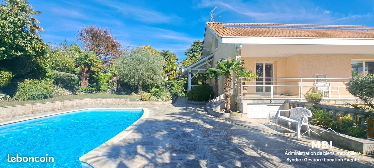 Maison 7 pièces 217 m² · à Saint-Nazaire-les-Eymes · 217 m² · 790 000 €