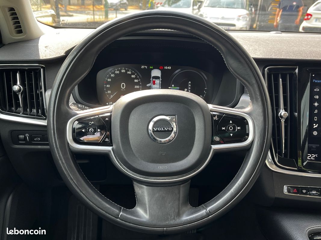 Volvo s90 s90 2.0 t8 407h 320 twin-engine phev hybrid momentum (image 4)