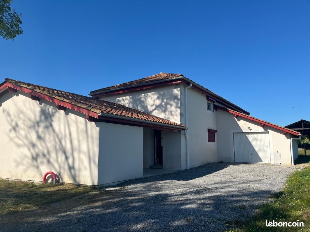Maison 6 pièces 185 m² - Arsague 40330 (image principale 0)