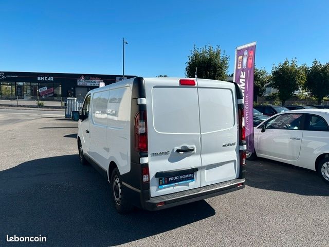 Renault TRAFIC III FOURGON L1H1 3T 2.0 BLUE DCI 130CH ADVANCE GSR2 (image 5)