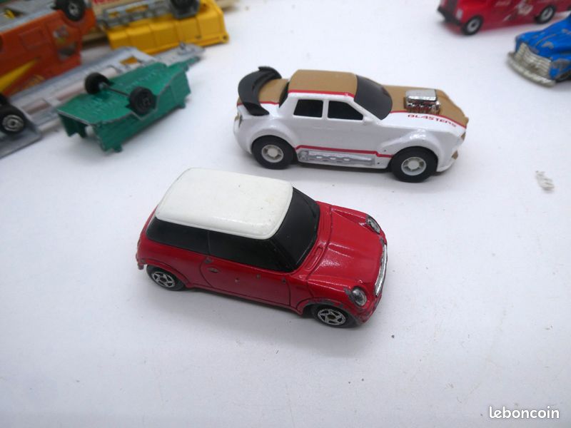 VINTAGE PETITE VOITURE mc toy 1/60 VW Golf GTI noir Macau 6,5cm diescat EUR 8,50 - FR
