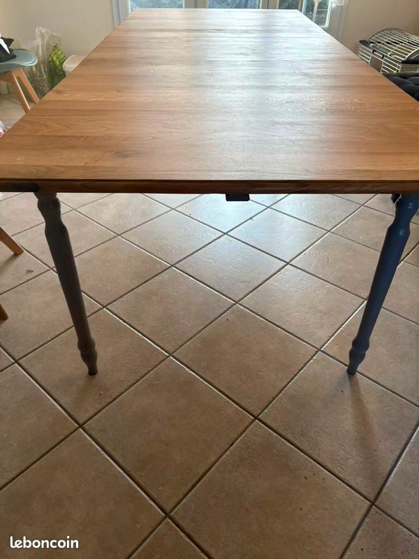 Table Magdala en bois massif TBE (image 4)