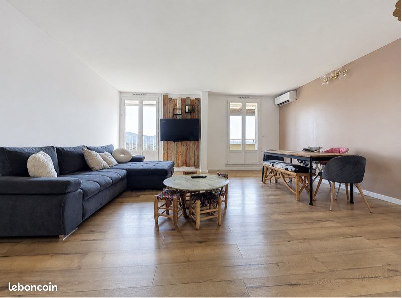 Appartement 5 pièces 94 m² · à Marseille · 94 m² · 289 000 €