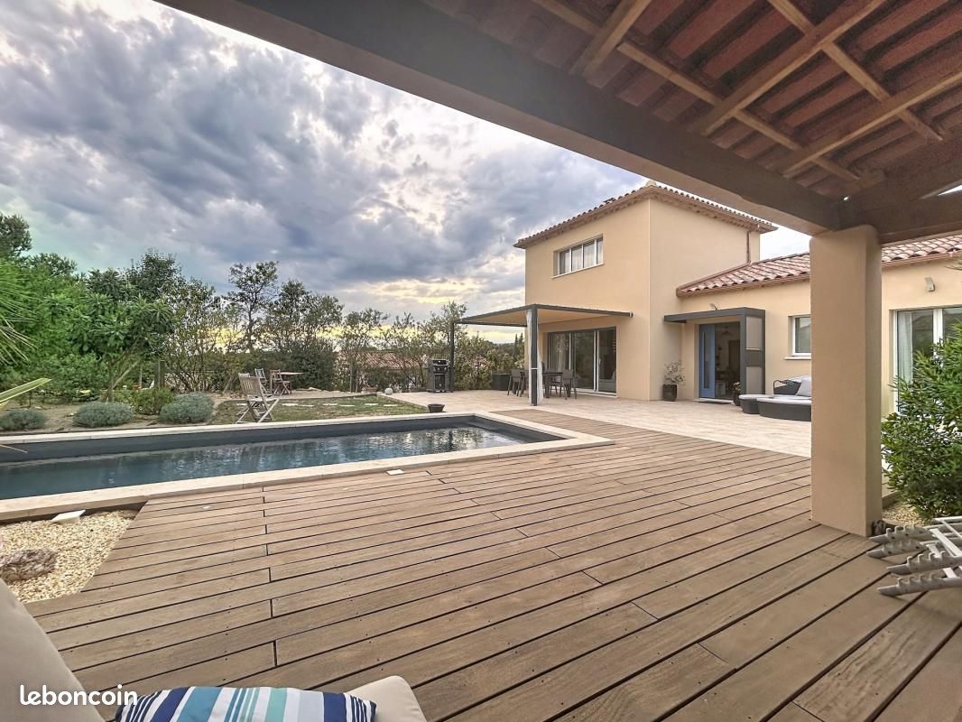 Maison 4 pièces 125 m² · à Lauris · 125 m² · 595 000 €