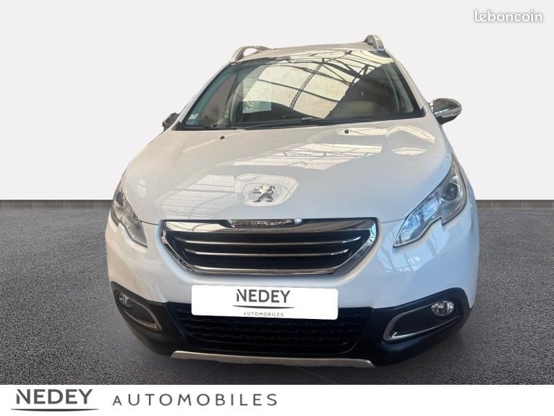 Peugeot 2008 1.2 PureTech 110ch Allure S&S (image 2)