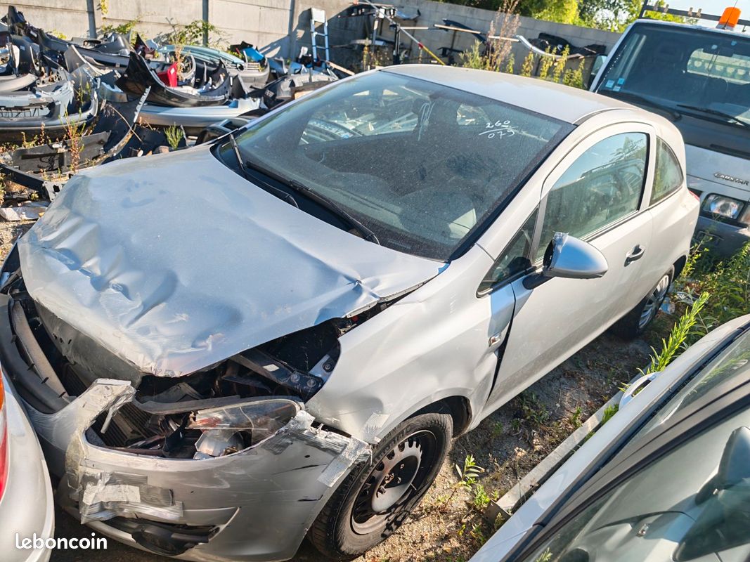 PIECES MÉCANIQUE ET CARROSSERIE OPEL CORSA D 1.3 cdti (image 1)