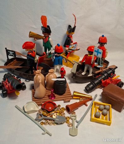 Figurine lot Playmobil pirate coffre bourse : Achat occasion | Figurines Playmobil Bleu Très bon état