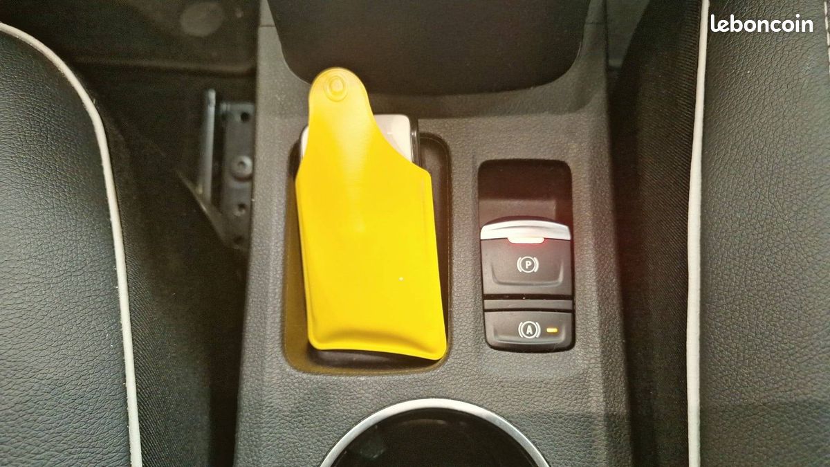 Renault captur tce 160 edc 21 intens (image 30)