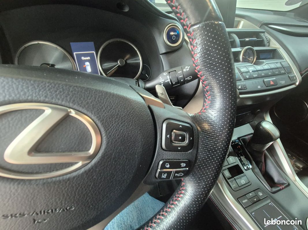 LEXUS NX 2.5 Hybrid 197ch F SPORT - 2016 - 95 000 km - CarPlay - Toit panoramique - Jantes alliage (image 13)