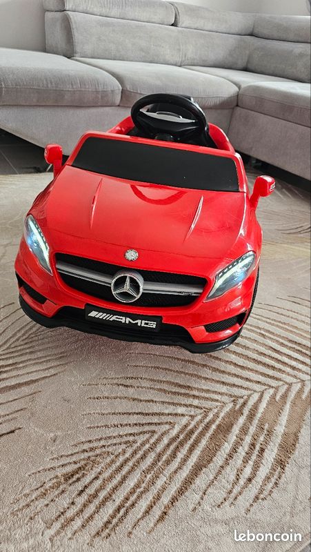 Mercedes AMG enfant (image 2)