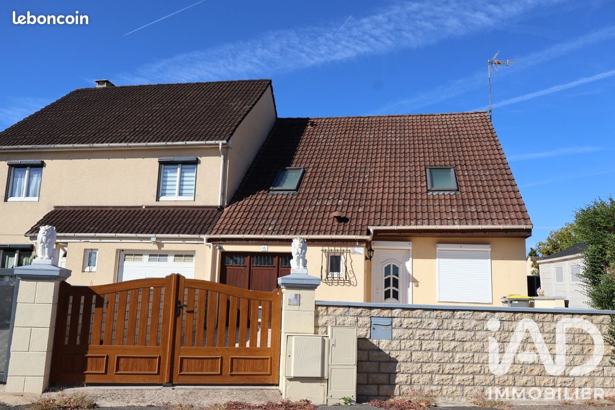 Maison 5 pièces 88 m² · à Milly-la-Forêt · 88 m² · 279 800 €