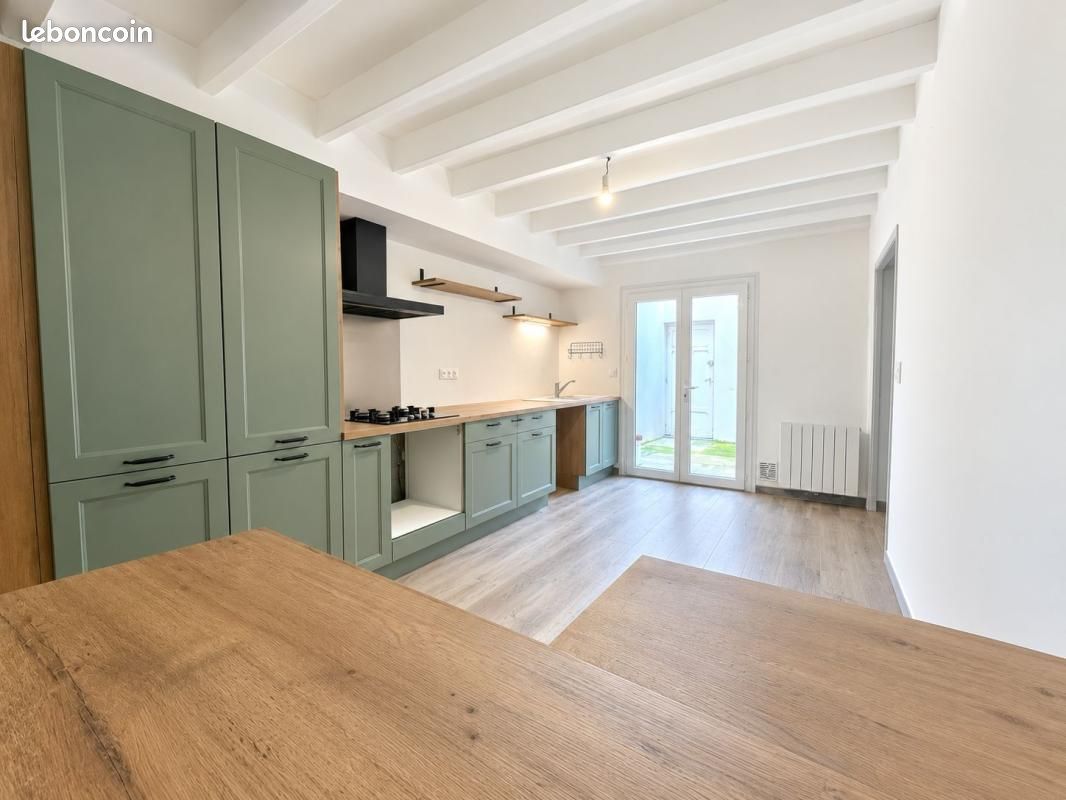 Maison 4 pièces 110 m² · à Salles-sur-l'Hers · 110 m² · 750 €/mois