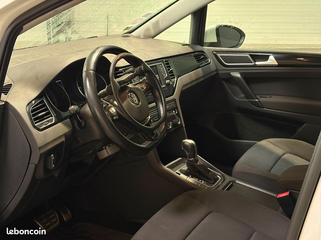 VOLKSWAGEN GOLF SPORTSVAN 1.4 TSI 125 BMT DSG7 Sound - Aménagé TPMR - Coffre Télécommandé (image 7)