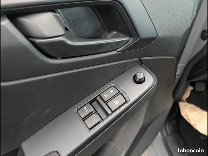 Isuzu D-Max 2.2 Ddi 164ch B-Strong Single MECANIQUE (image 30)