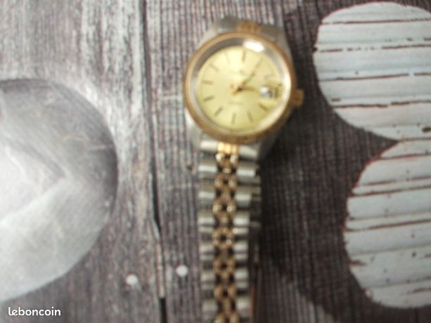 Montre Femme Vintage FMDCT390 — Boîtier Argent 39mm, Cadran Argenté, Pile Neuve Incluse, Occasion