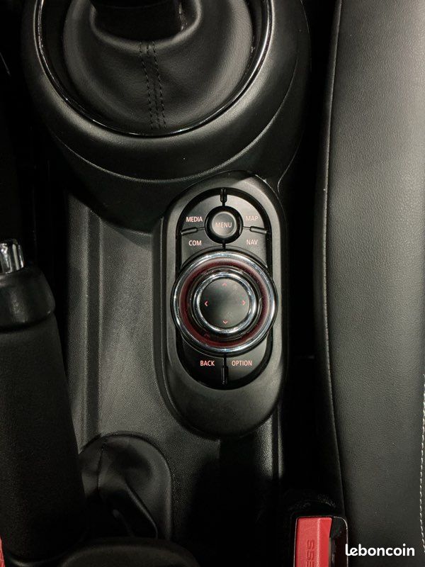 MINI COOPER S 5 PORTES 178 CH ÉDiTION CAMDEN BVA (image 12)