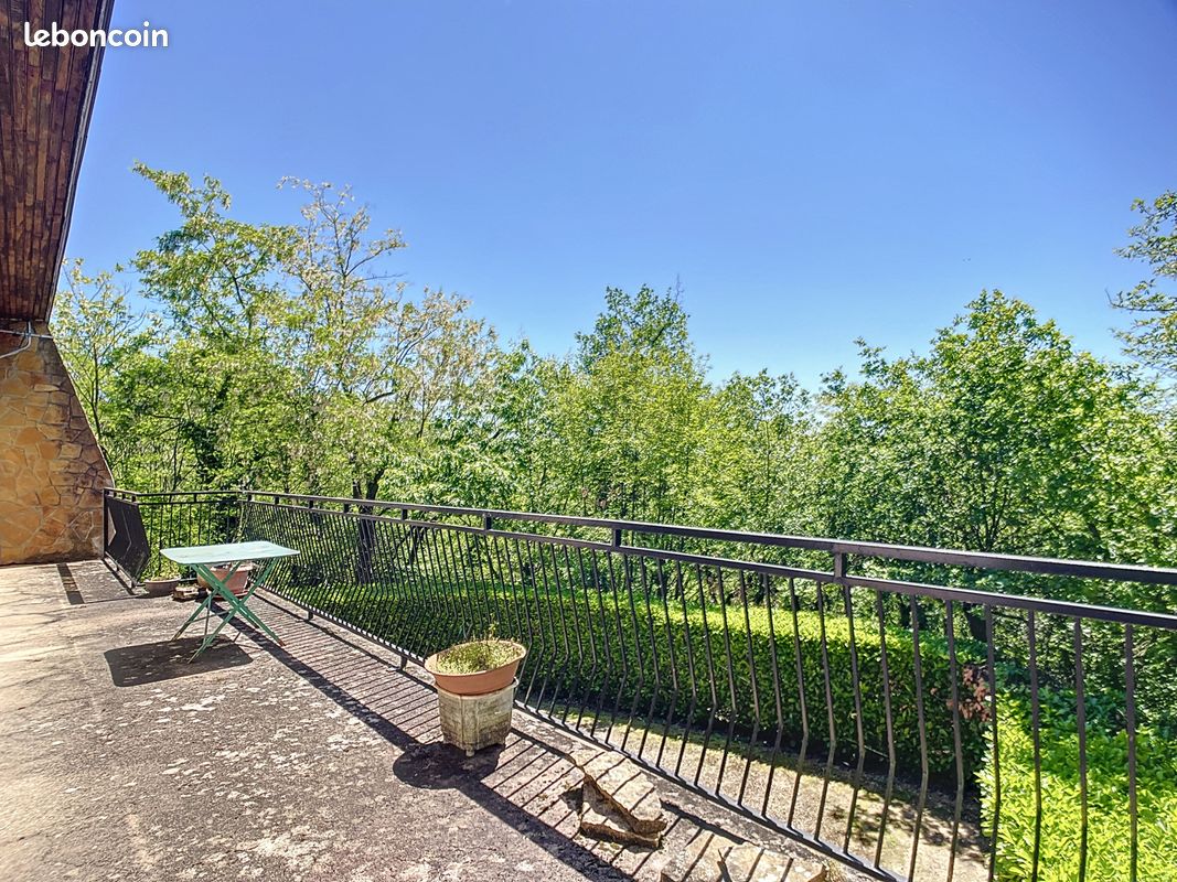 Propriété 6 pièces 140 m² (image 8)
