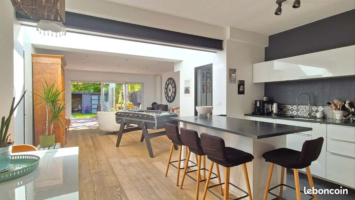 Maison 5 pièces 164 m² · à Bordeaux · 164 m² · 832 000 €