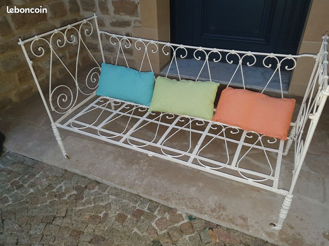 Lit bébé/ canapé fer forgé (image 3)