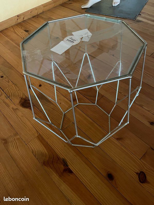 élégant tabouret maison de monde (image 1)