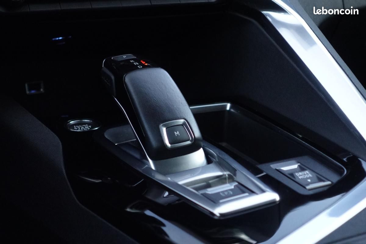 Peugeot 3008 130CH EAT8 ALLURE + FILET DE RETENUE/ 1ÈRE MAIN/ GARANTIE 12 MOIS (image 19)