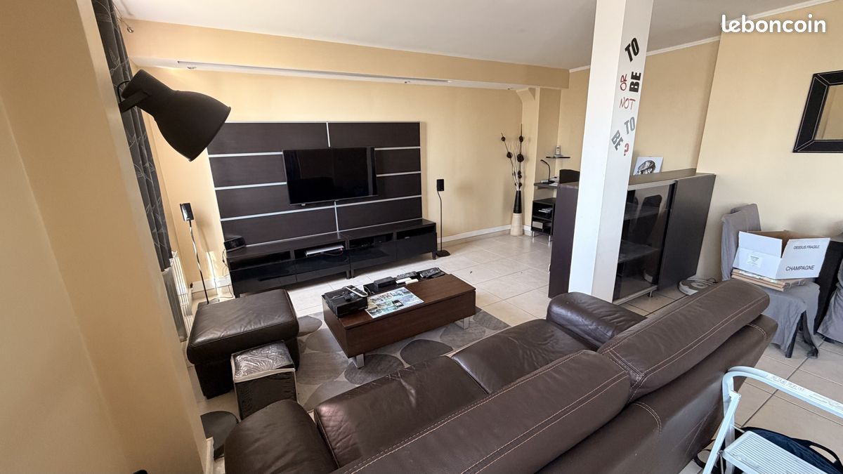 Appartement 3 pièces 67 m² · à Valenton · 67 m² · 1 300 €