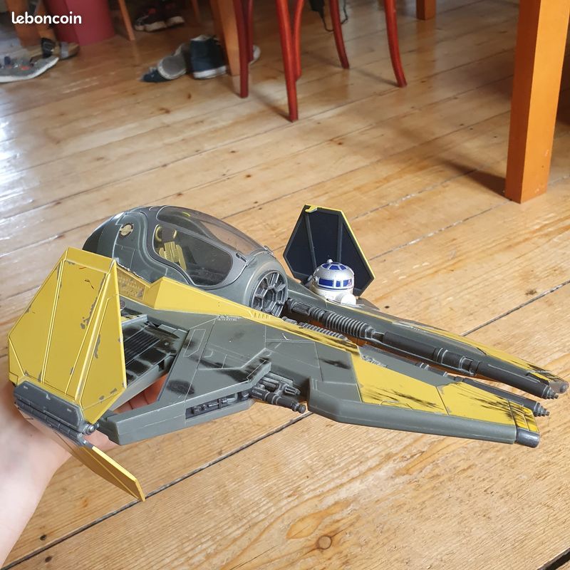 Star Wars - Vaisseau intercepteur Jedi Anakin (image 9)