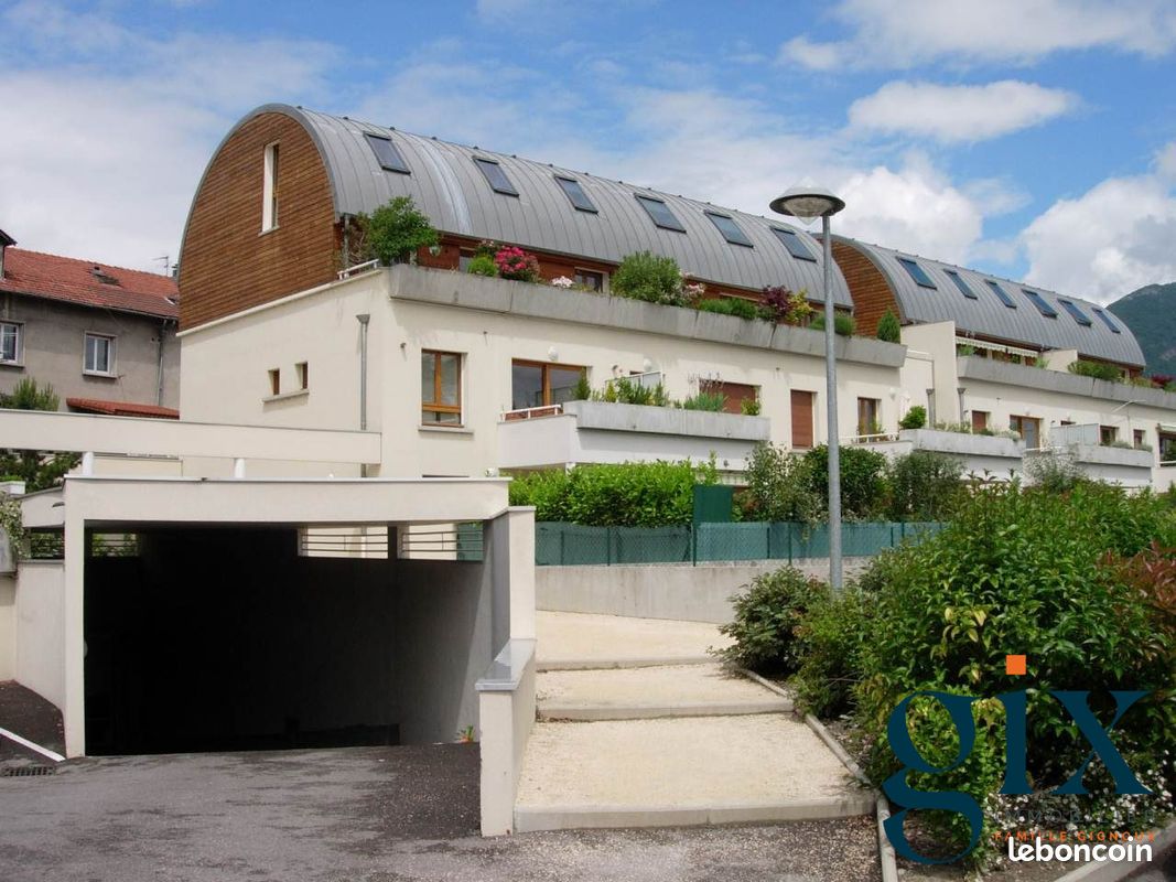 Appartement 2 pièces 51 m² · à Grenoble · 51 m² · 782 €