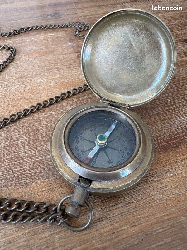 Boussole de poche vintage en laiton - Balances de précision (14826673