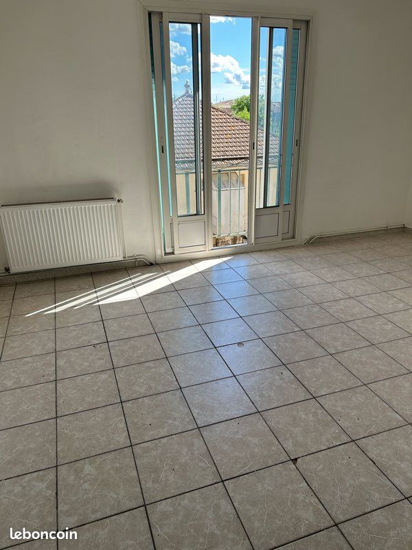 Appartement 4 pièces 72 m² · à Orange · 72 m² · 800 €/mois