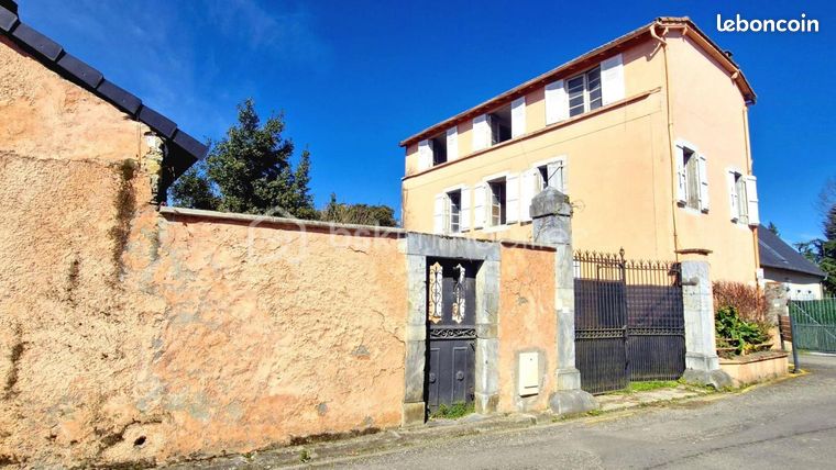 Maison de village 8 pièces 142 m²