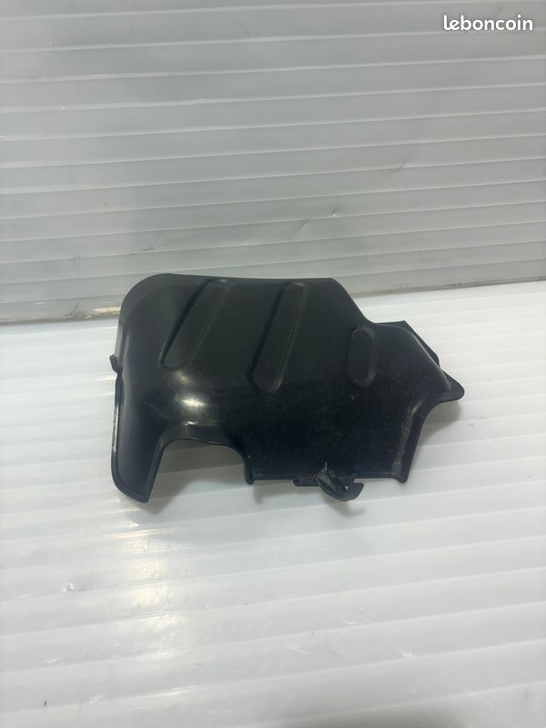 Couvercle essieu ARD Peugeot 208/2008 REF 9673884180 (image 2)