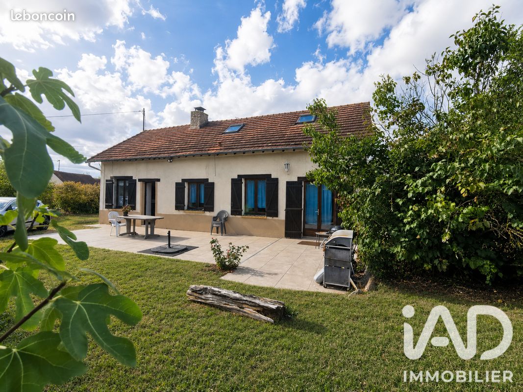 Maison 5 pièces 97 m² · à La Chaussée-d'Ivry · 97 m² · 221 100 €