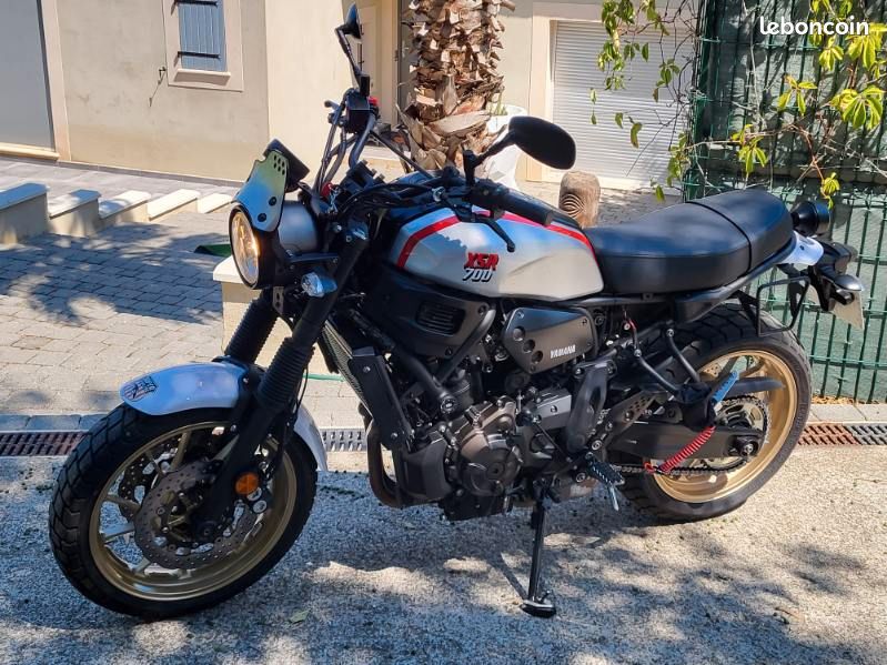 Yamaha xsr 700 xtribute 1ere main (image 2)