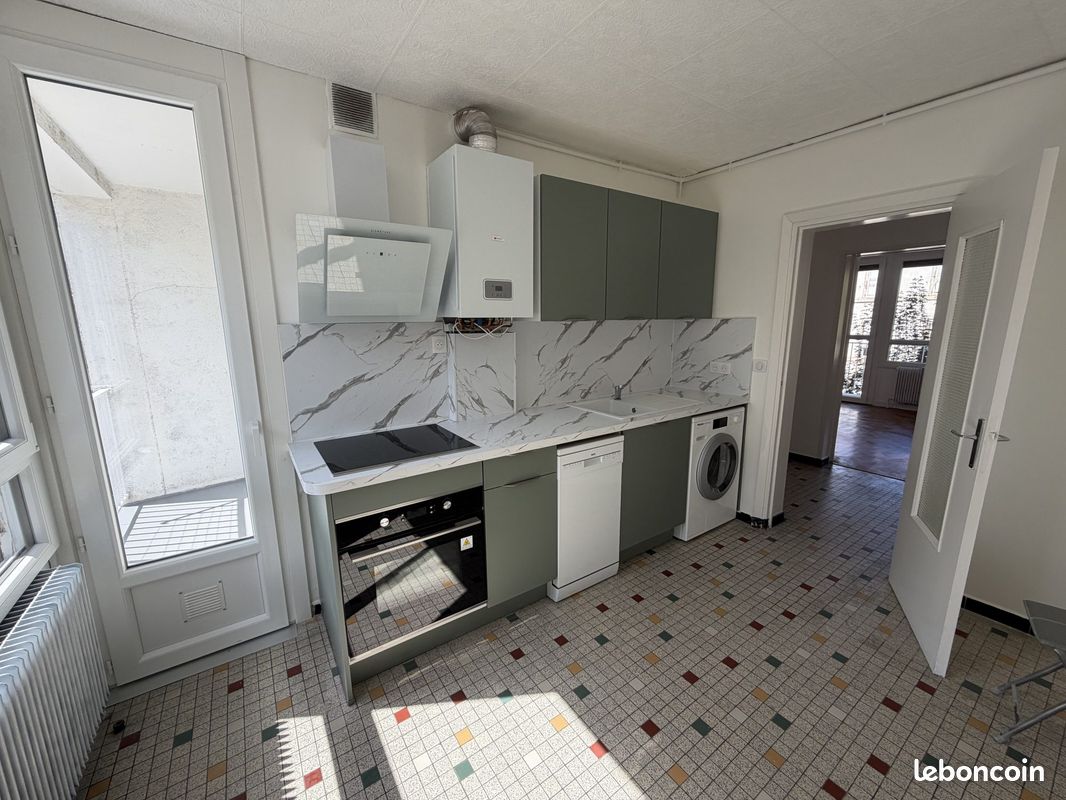 Appartement 4 pièces 77 m² · à Espaly-Saint-Marcel · 77 m² · 735 €/mois