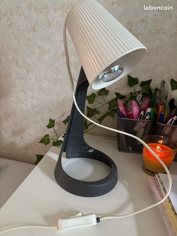Lampe de bureau (image 2)