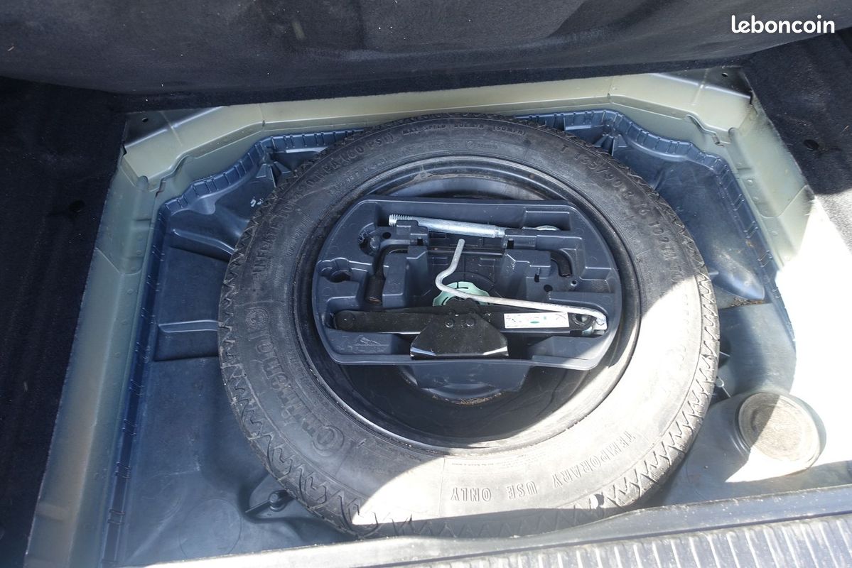 Citroen C4 PICASSO PURETECH 130CH INTENSIVE S&S (image 18)