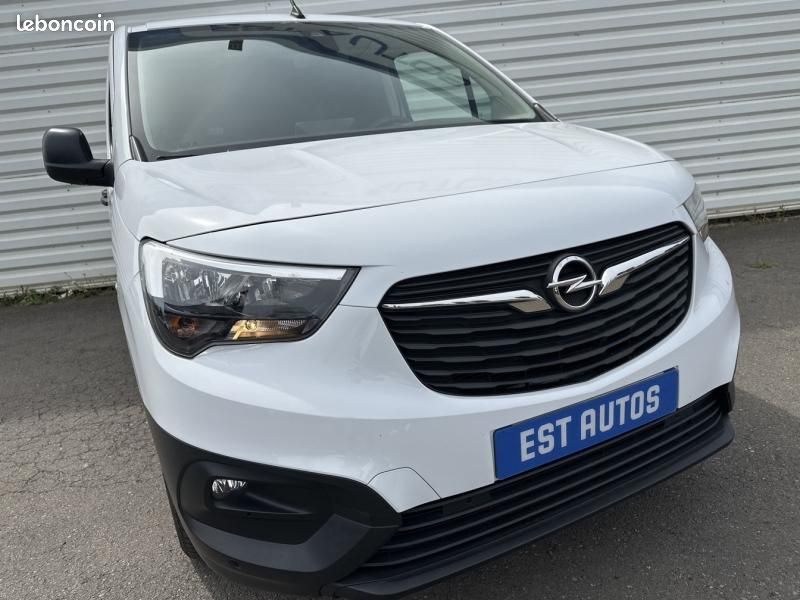 Opel Combo Cargo M 650kg BlueHDi 130ch S&S (image 4)