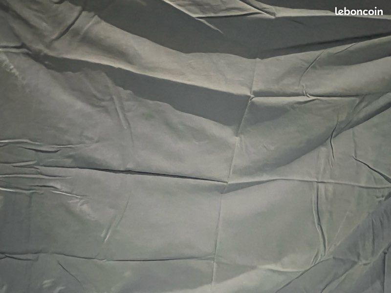 Lot de 1 couette ( anti allergie ) et 3 parures de lit - parfaits états (image 17)