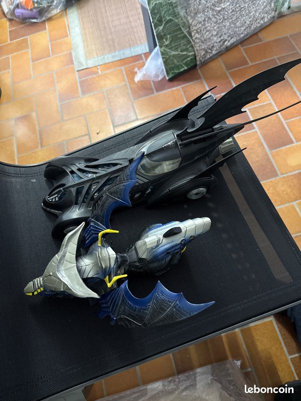 Véhicules Batman moto et batmobile (image 3)