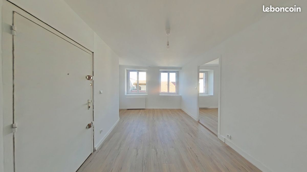 Appartement 1 pièce 30 m² · à Saint-Étienne · 30 m² · 350 €/mois
