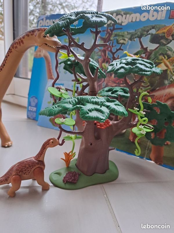 Playmobil 5231 - Brachiosaure et son petit (image 2)