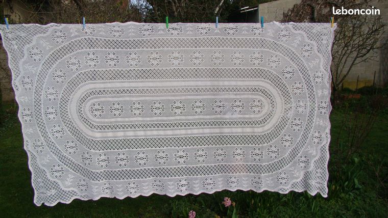 Grande nappe rectangulaire en dentelle - vintage années 1960 - Linge de maison