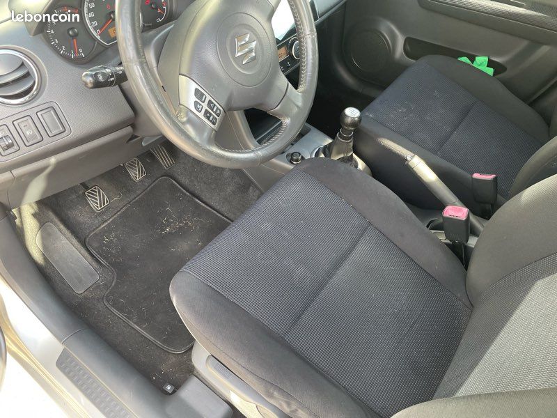 Suzuki Swift 4x4 (image 3)