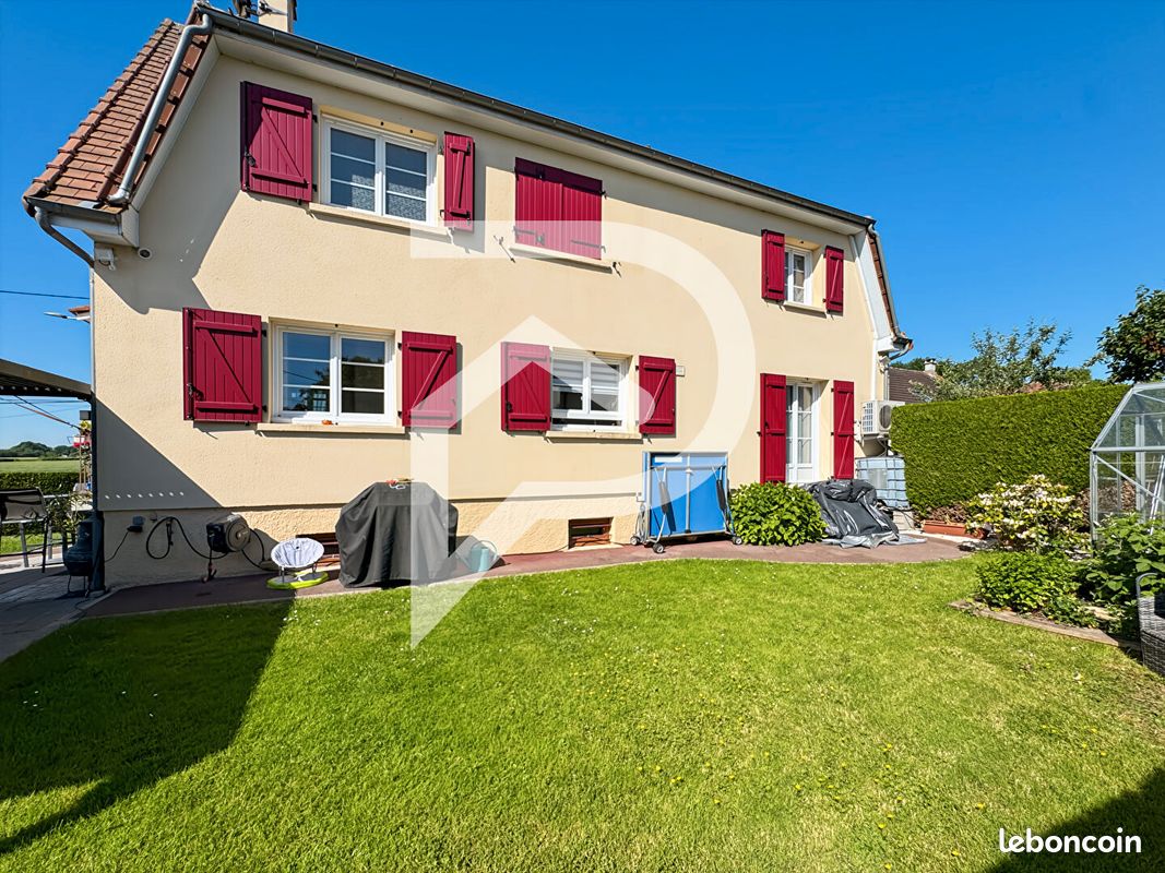 Maison 7 pièces 152 m² · à Beauvais · 152 m² · 346 000 €