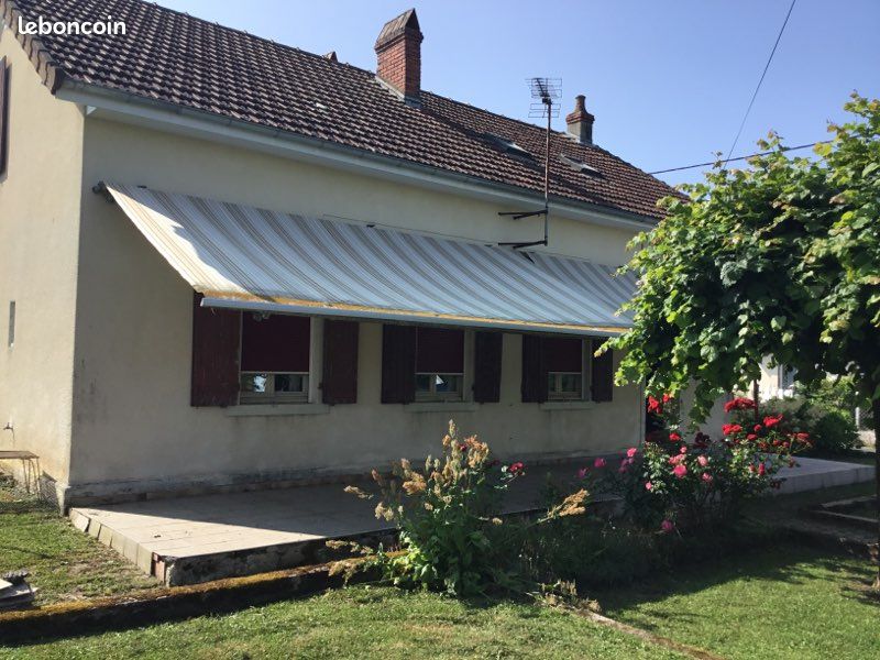 Maison 7 pièces 142 m² · à Chalmoux · 142 m² · 67 000 €