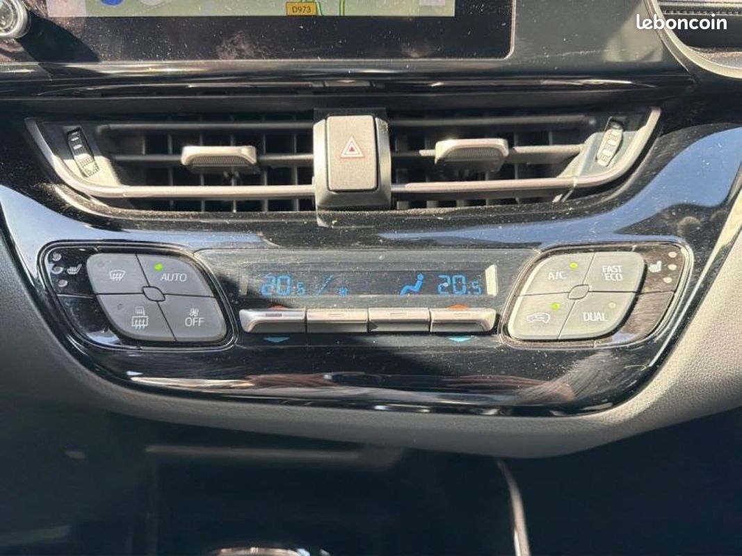 Toyota C-HR 1.8 Hybride 122ch Design Ultimate E-CVT (image 20)