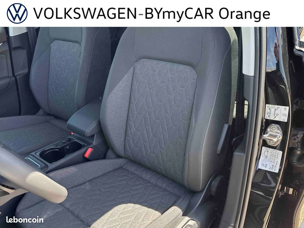 VOLKSWAGEN Golf 1.5 eTSI EVO2 116 DSG7 VW Edition (image 23)