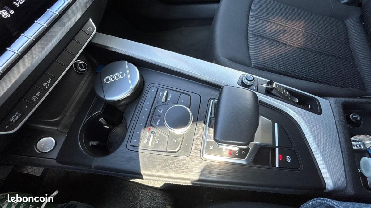 Audi A4 2.0 TDI 150 S tronic 7 Design (image 20)